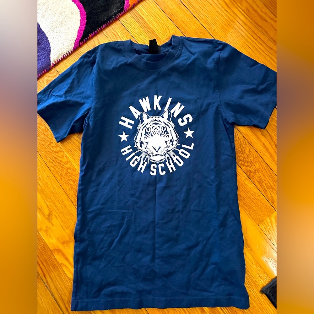 Nike x Stranger Things Collab Graphic Navy Blue T-Shirt Men’s XS NWOT